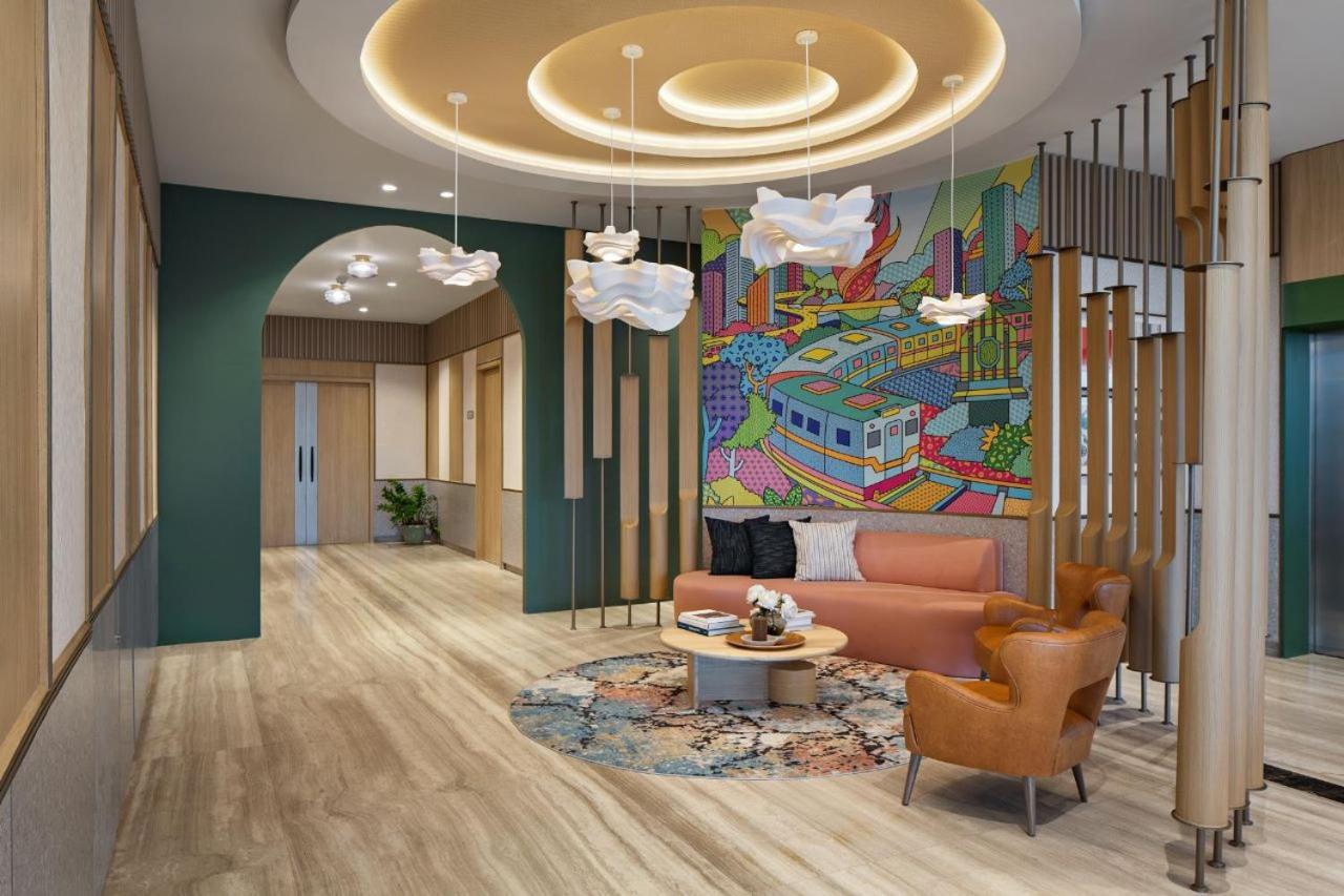 Maxonehotels At Kota Harapan Indah-Bekasi Exterior photo